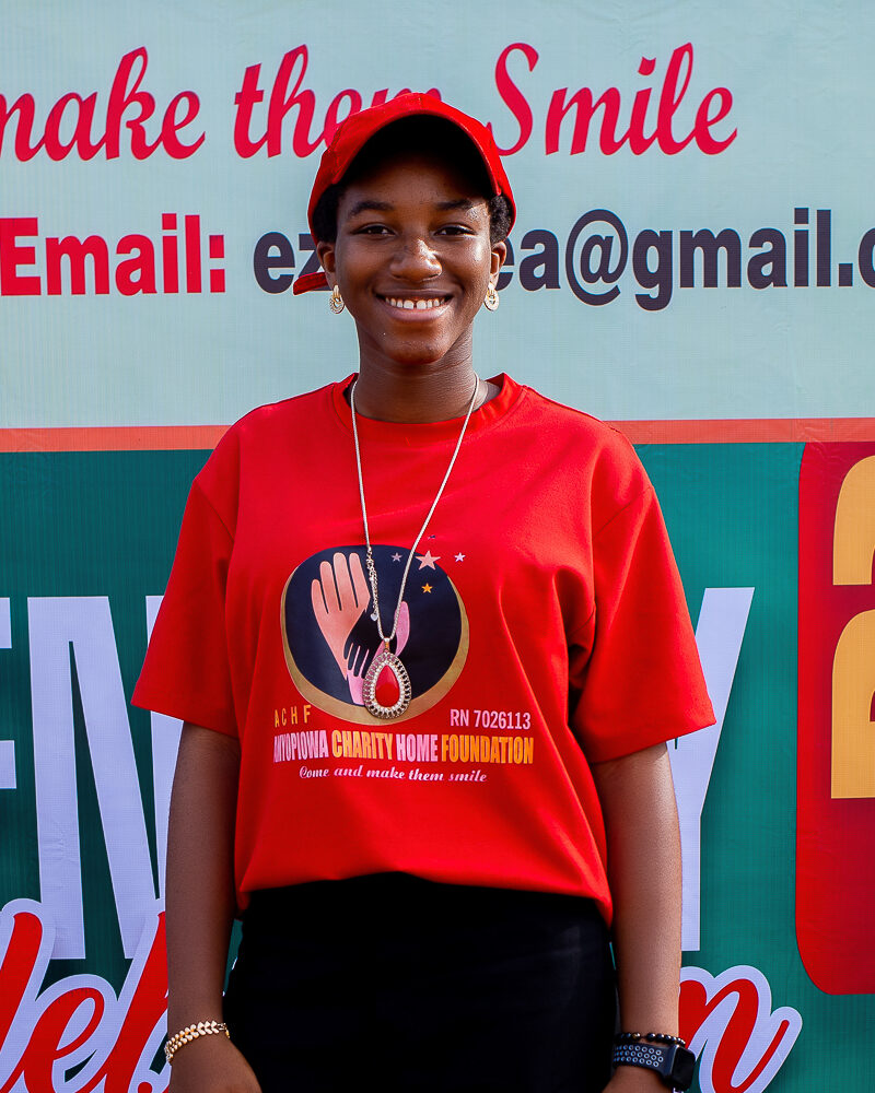 Volunteer 9